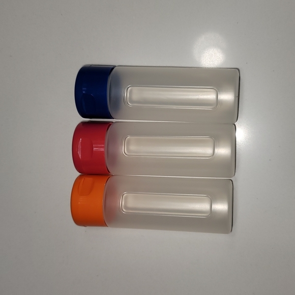 TSA Approved - Toiletries Containers - Picture 4 of 6